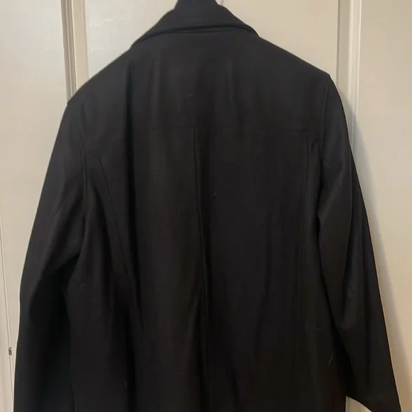 Roundtree and York’s wool men’s coat new